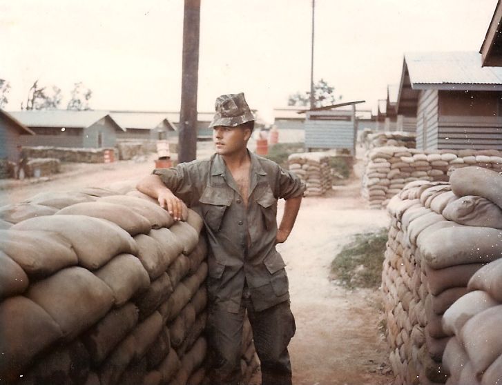 US BASES: AN KHE Kluever%20pic,%20002%20An%20Khe,%20Kluever%20in%20Vietnam2